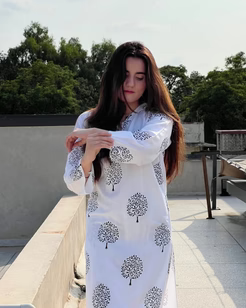 Elmora PRINTED 2PCS STITCHED White