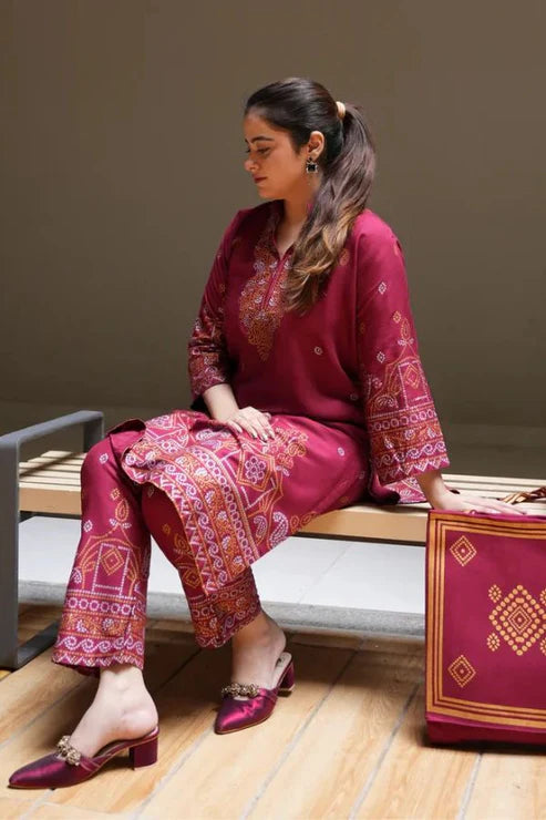 ROSEATE THREADS 2PC With BAG